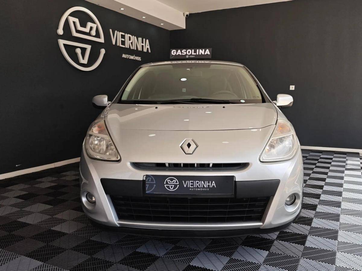 renault-clio-2011-gasolina-1200cc