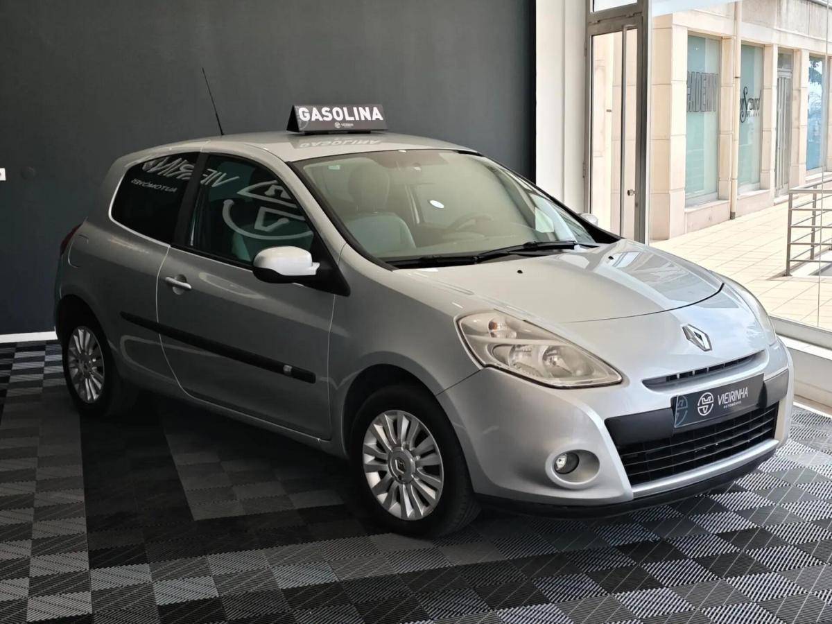 renault-clio-2011-gasolina-1200cc