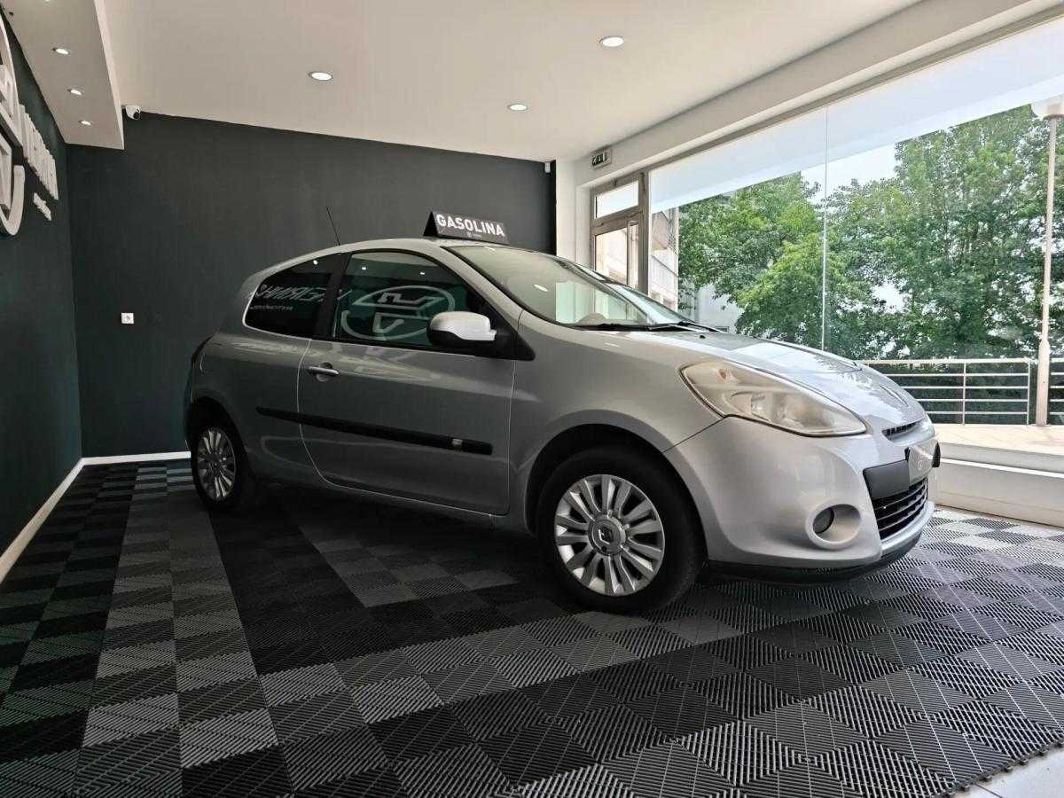 renault-clio-2011-gasolina-1200cc