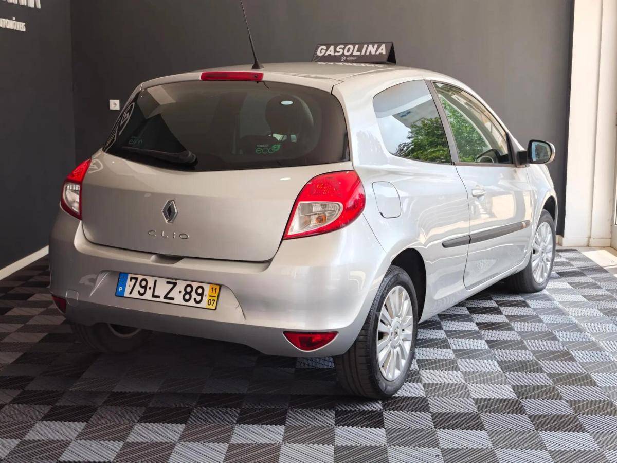 renault-clio-2011-gasolina-1200cc