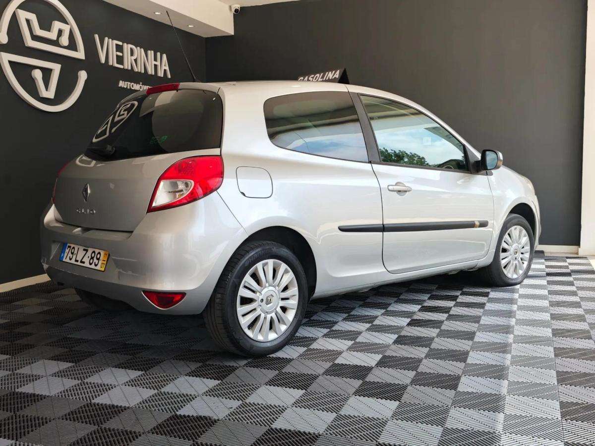 renault-clio-2011-gasolina-1200cc