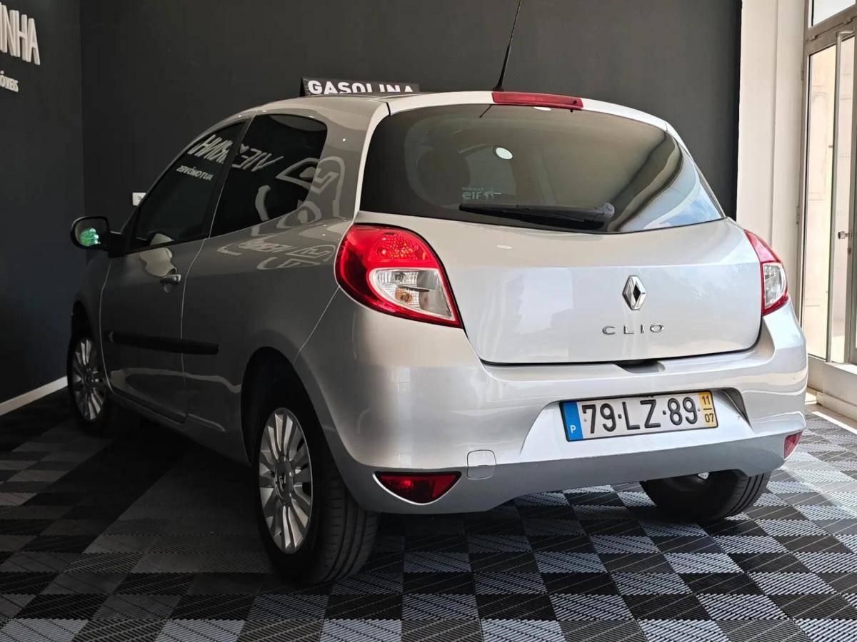 renault-clio-2011-gasolina-1200cc