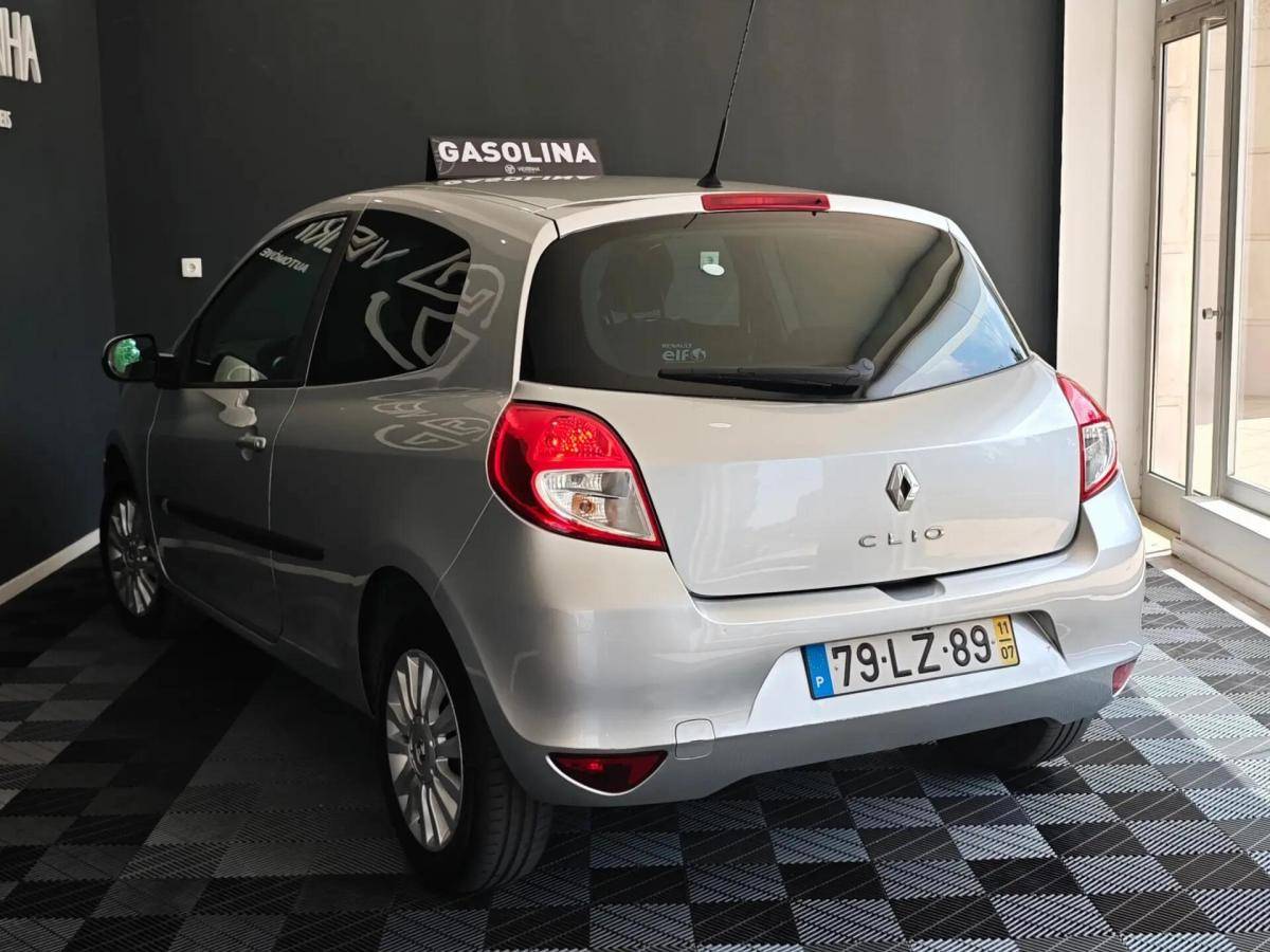 renault-clio-2011-gasolina-1200cc