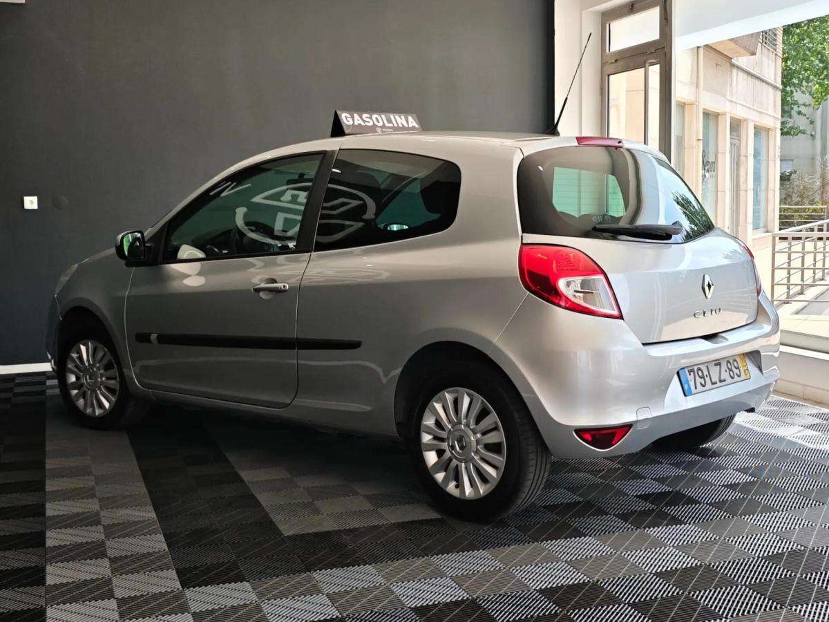 renault-clio-2011-gasolina-1200cc