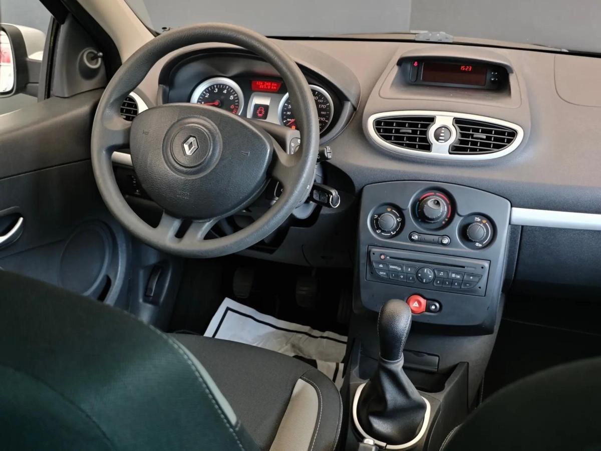 renault-clio-2011-gasolina-1200cc