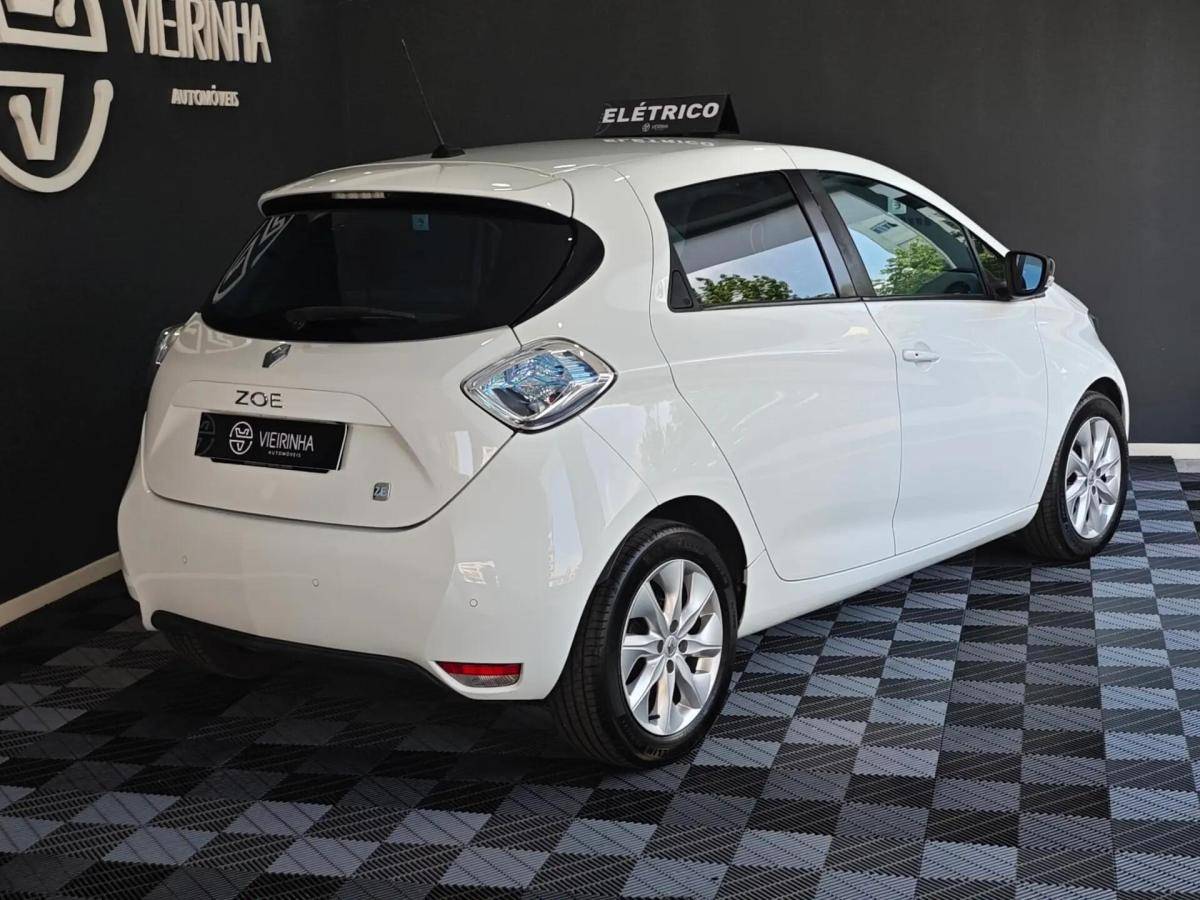 renault-zoe-2013-eletrico-0cc