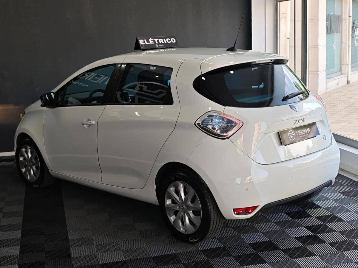 renault-zoe-2013-eletrico-0cc
