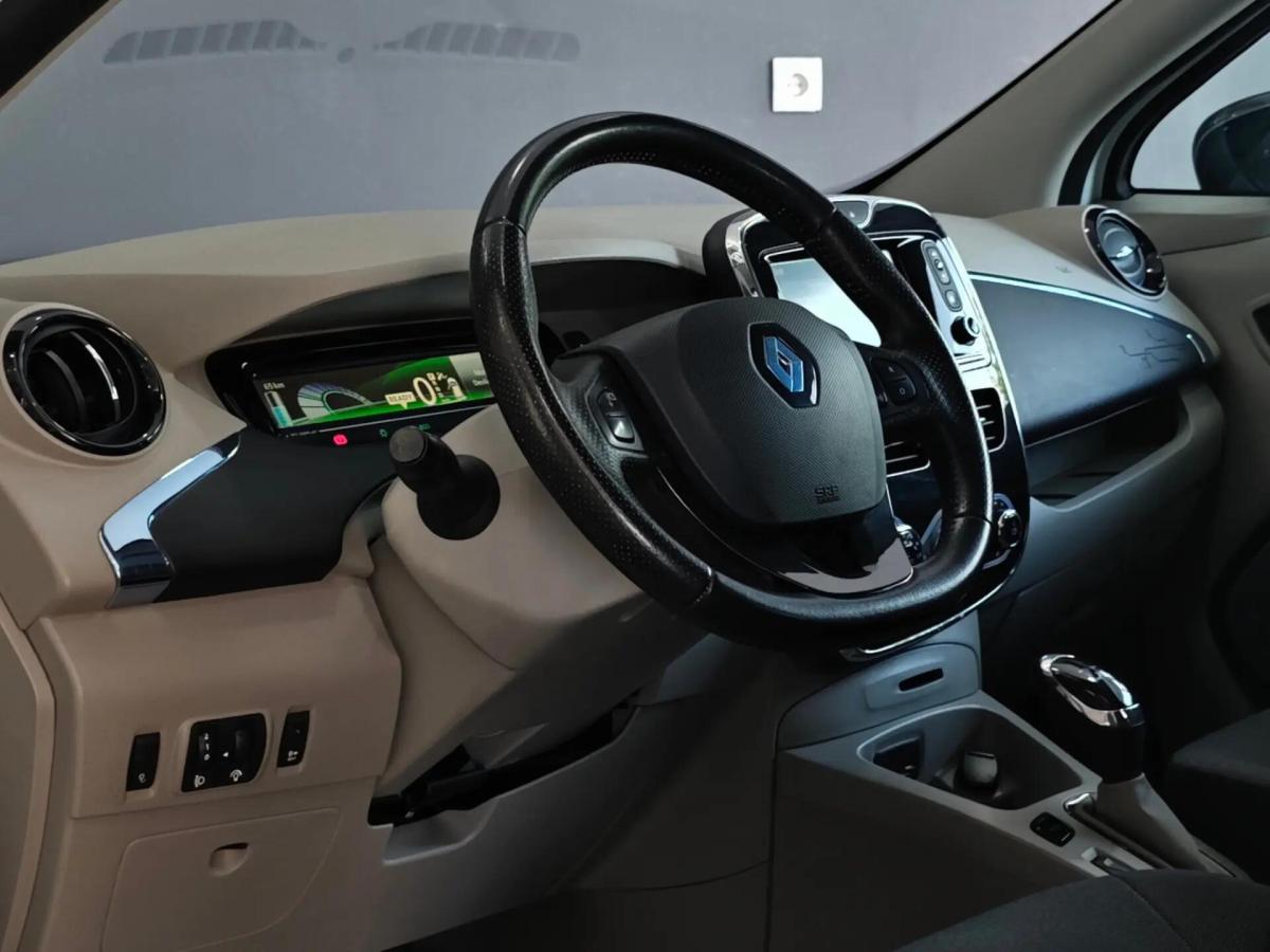 renault-zoe-2013-eletrico-0cc