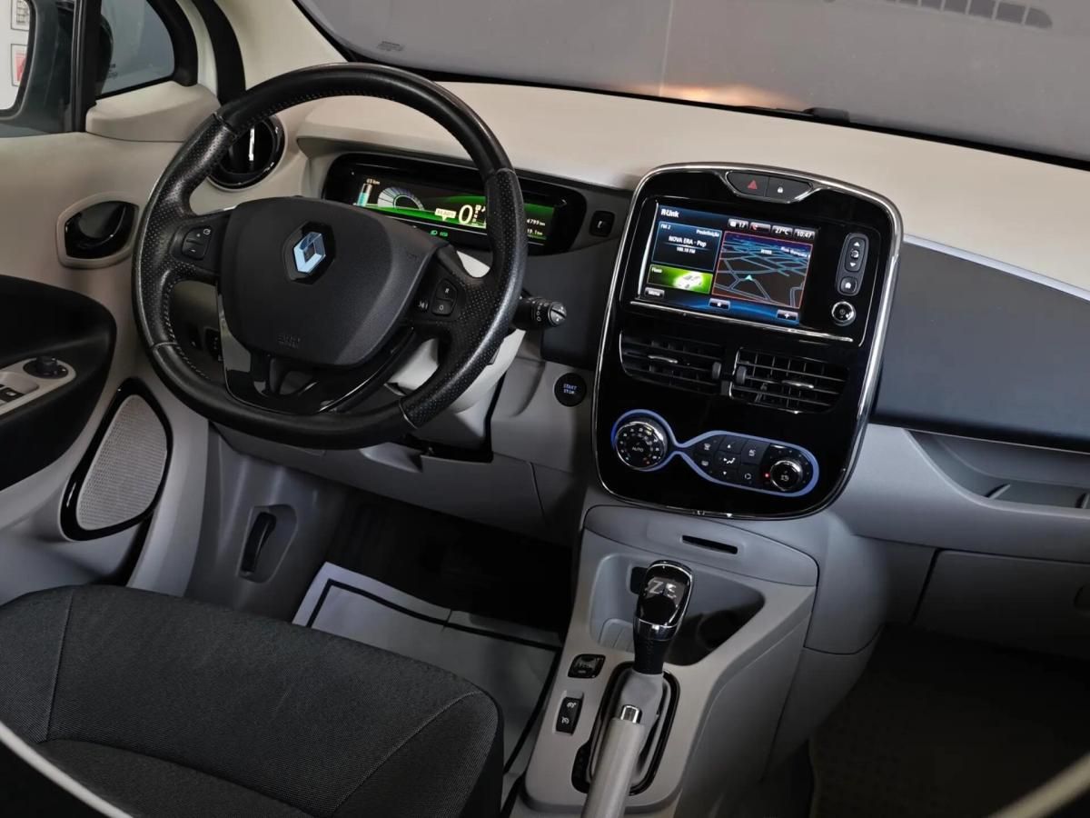 renault-zoe-2013-eletrico-0cc