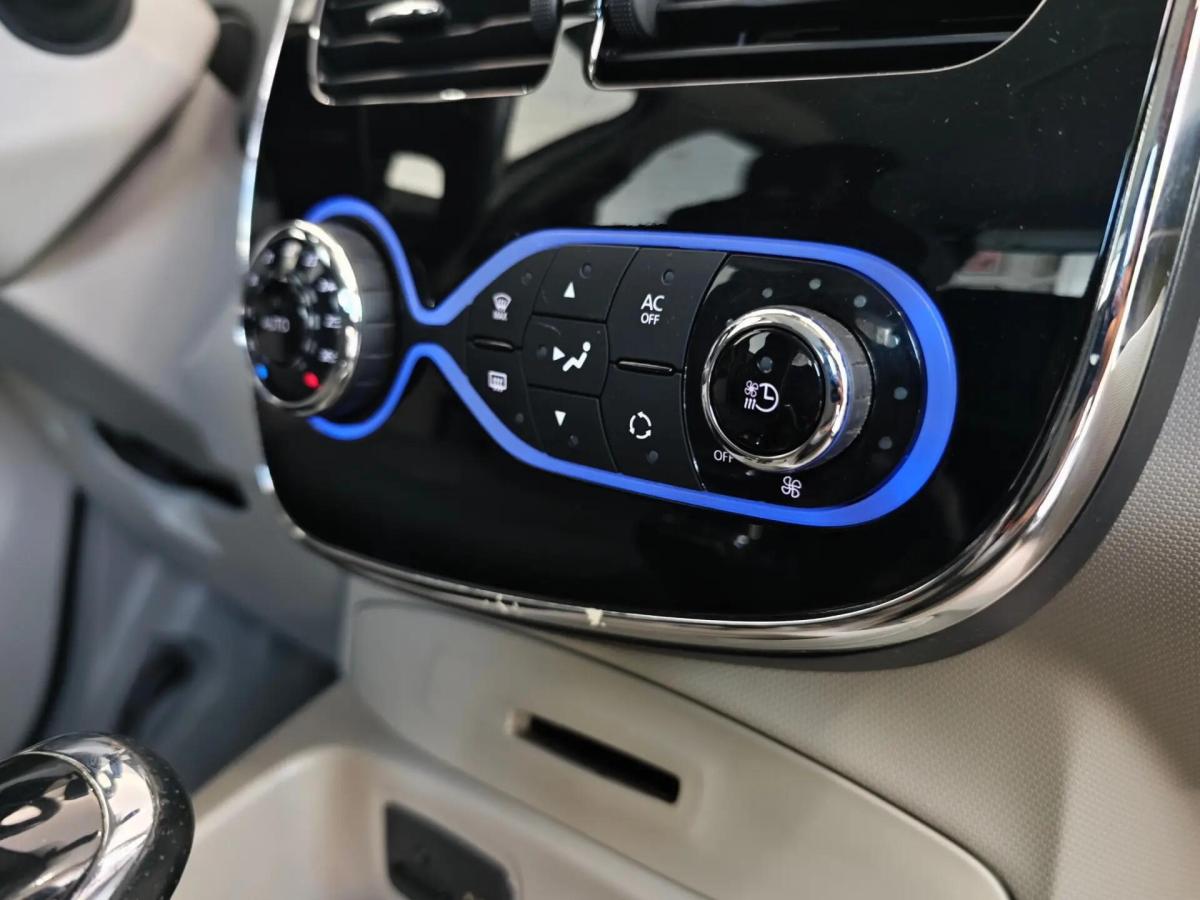 renault-zoe-2013-eletrico-0cc