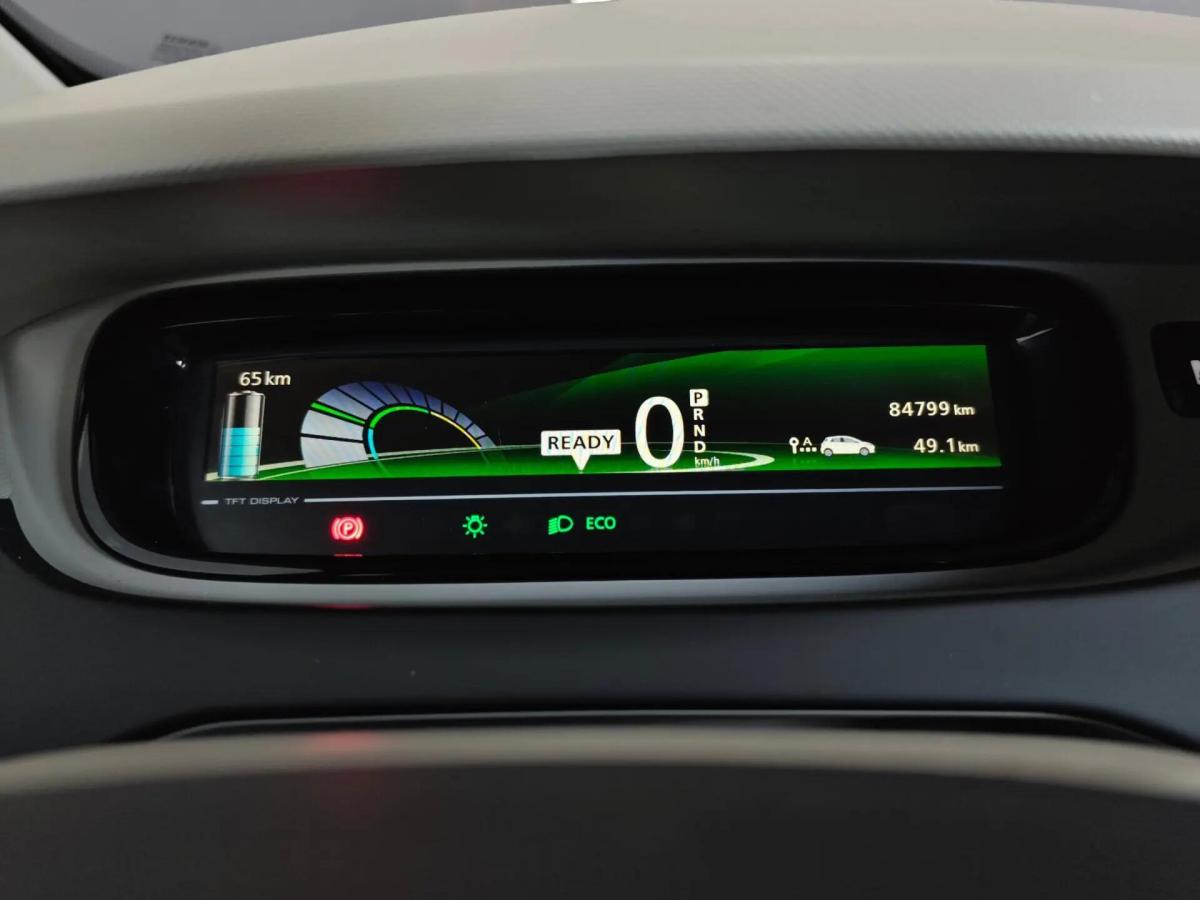 renault-zoe-2013-eletrico-0cc