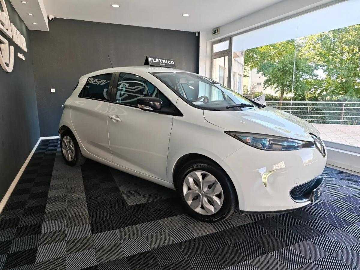 renault-zoe-2015-eletrico-0cc