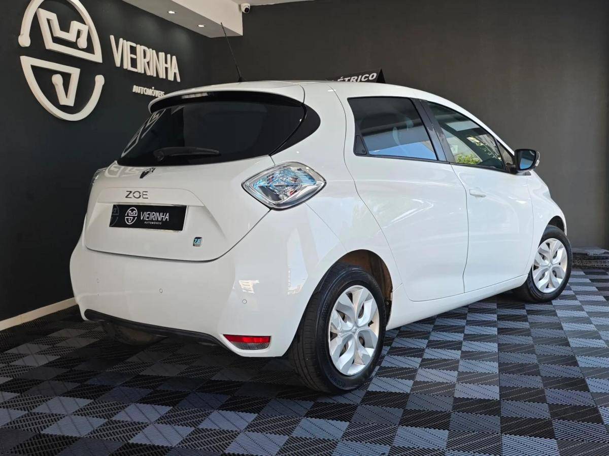 renault-zoe-2015-eletrico-0cc