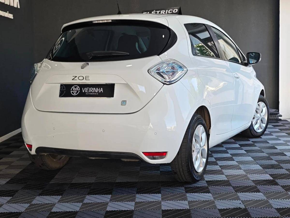 renault-zoe-2015-eletrico-0cc