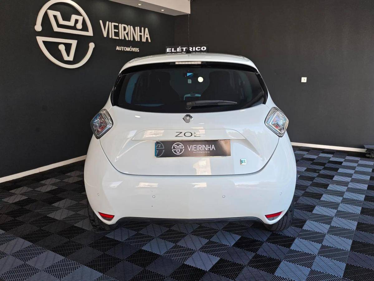 renault-zoe-2015-eletrico-0cc