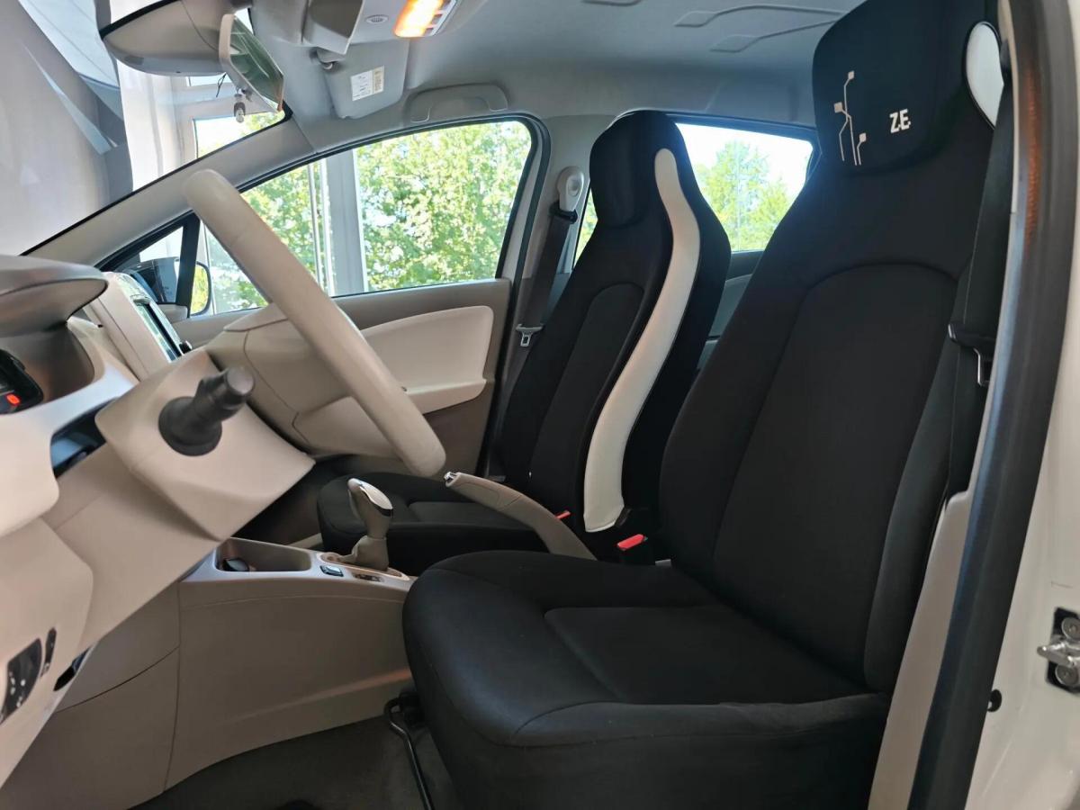 renault-zoe-2015-eletrico-0cc