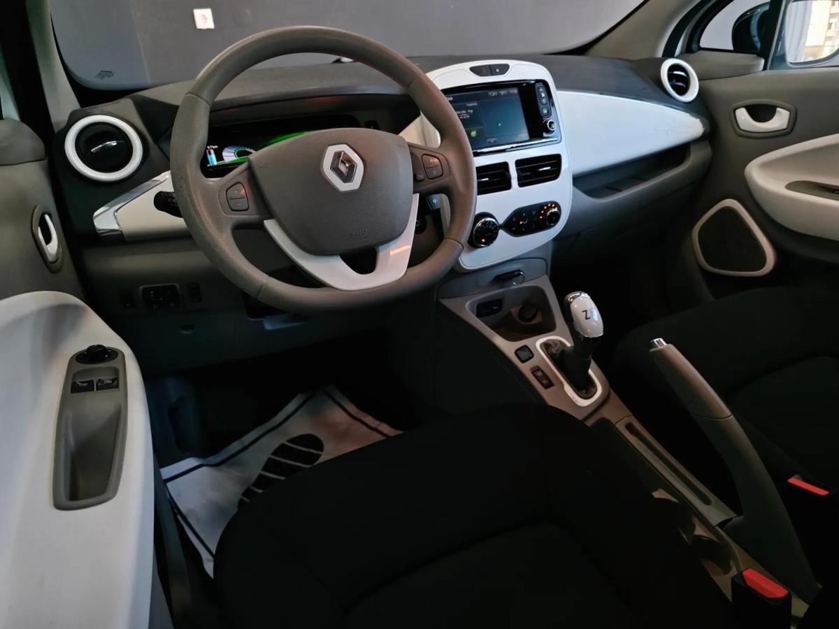 renault-zoe-2015-eletrico-0cc