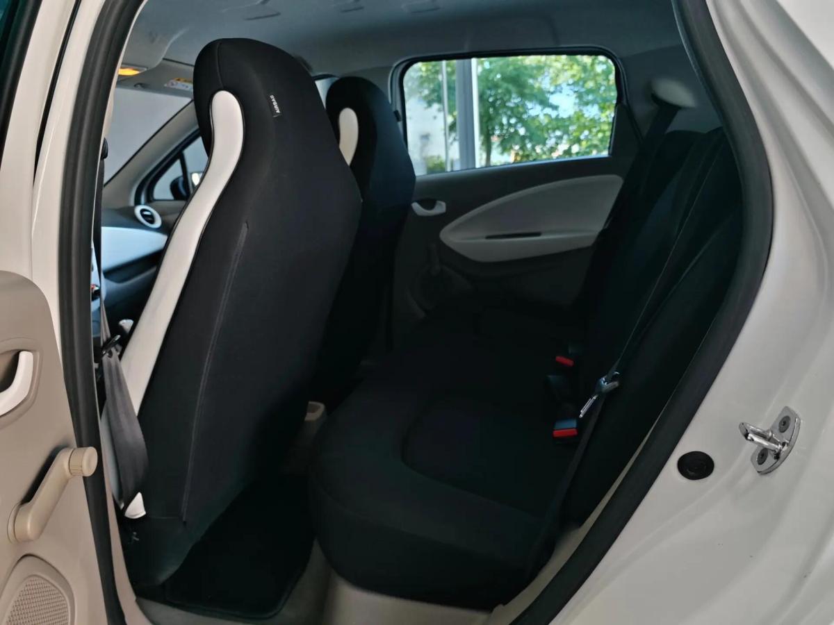 renault-zoe-2015-eletrico-0cc