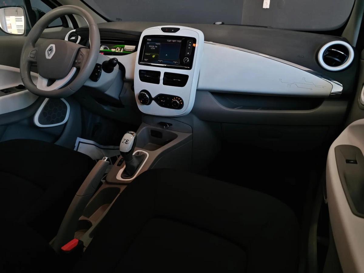 renault-zoe-2015-eletrico-0cc