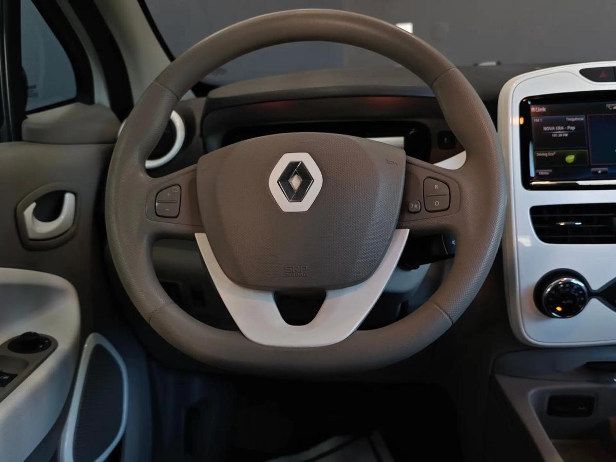 renault-zoe-2015-eletrico-0cc