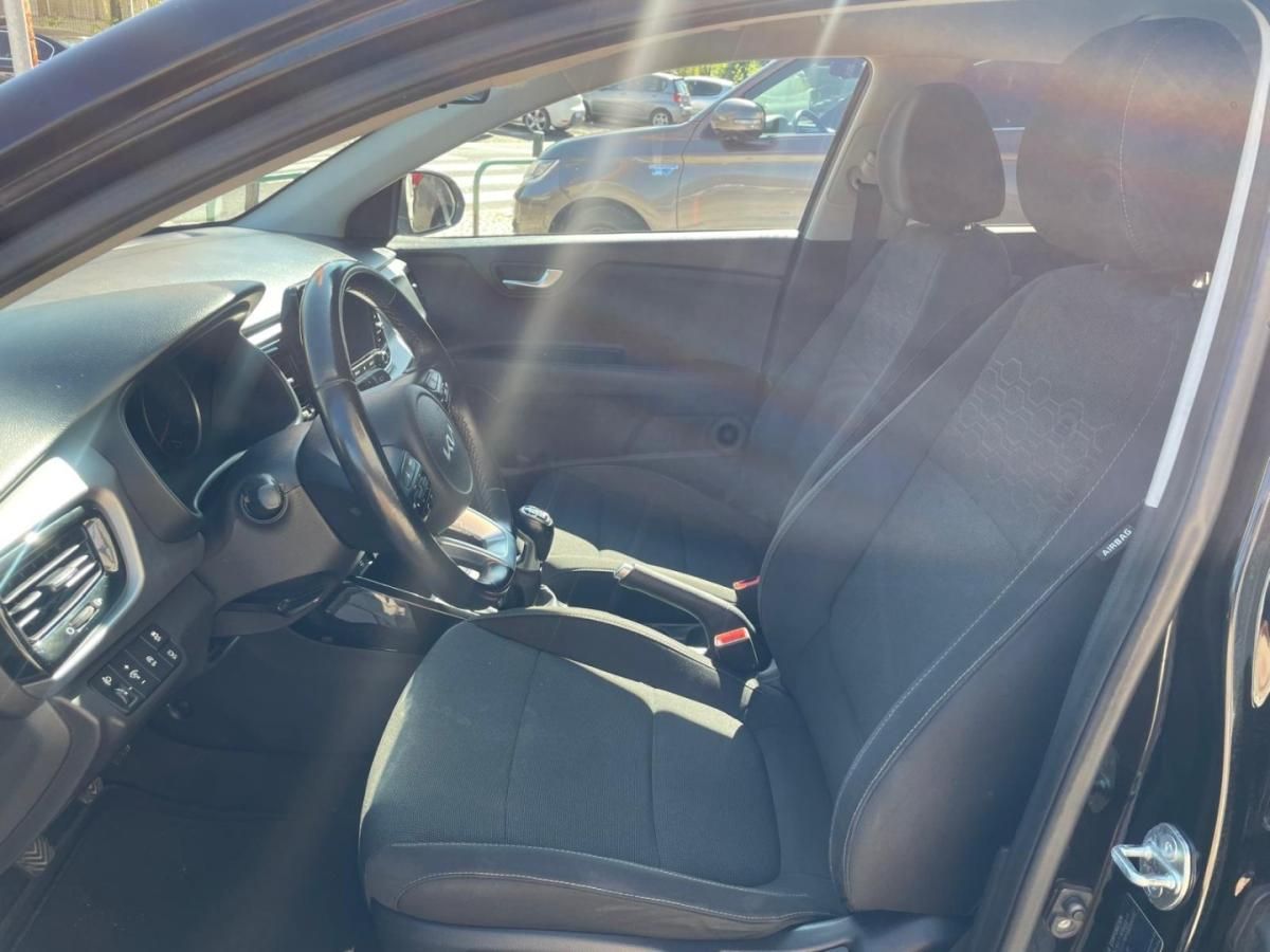 kia-rio-2023-gasolina-998cc