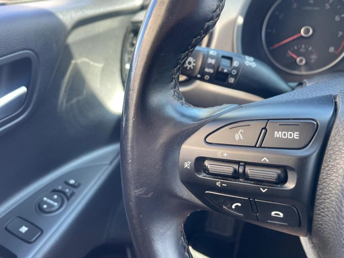kia-rio-2023-gasolina-998cc