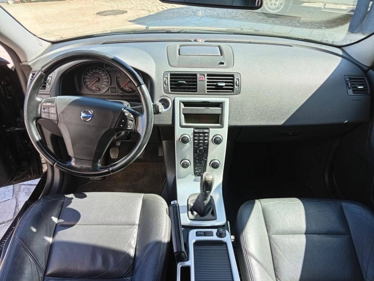 volvo-v50-2012-diesel-1560cc