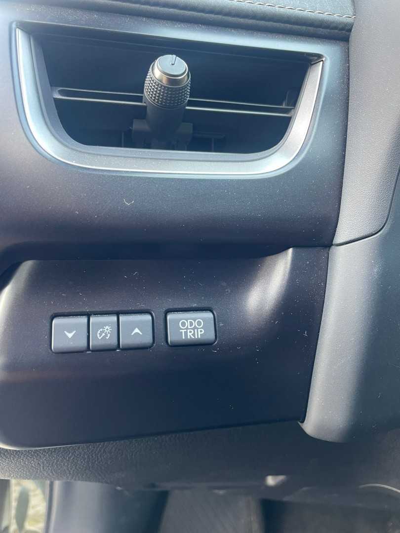 lexus-ux-2022-hibrido-1987cc