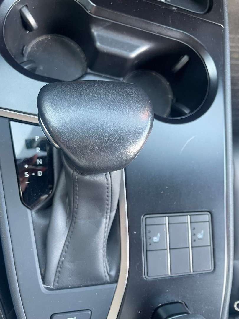 lexus-ux-2022-hibrido-1987cc