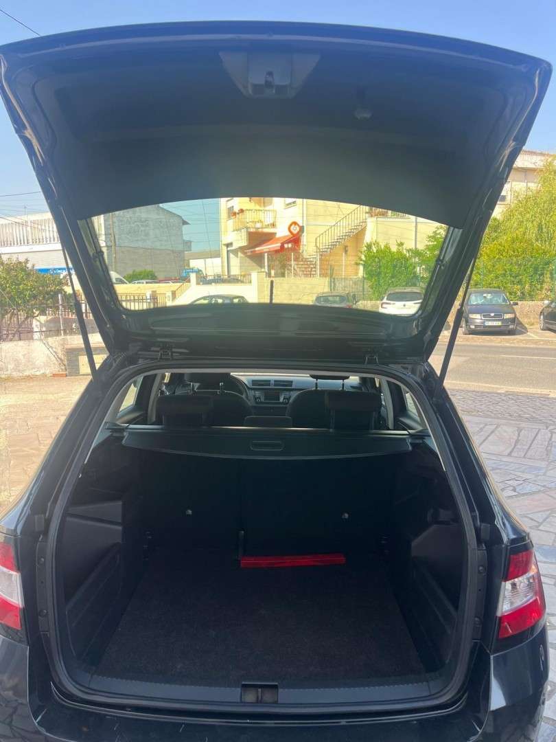 skoda-fabia-break-2017-gasolina-999cc