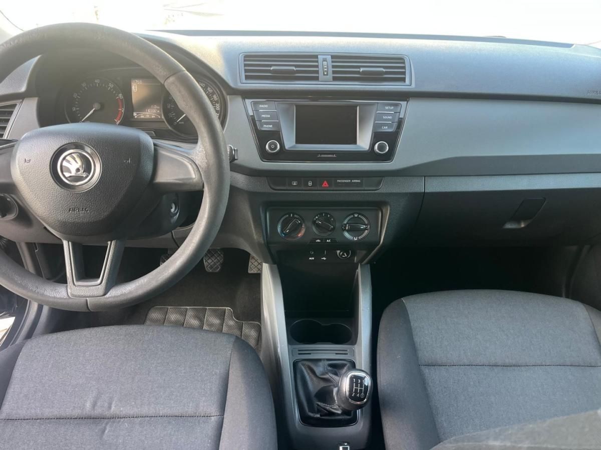 skoda-fabia-break-2017-gasolina-999cc