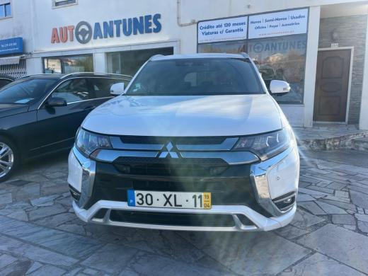 mitsubishi-outlander-2019-hibrido-2360cc