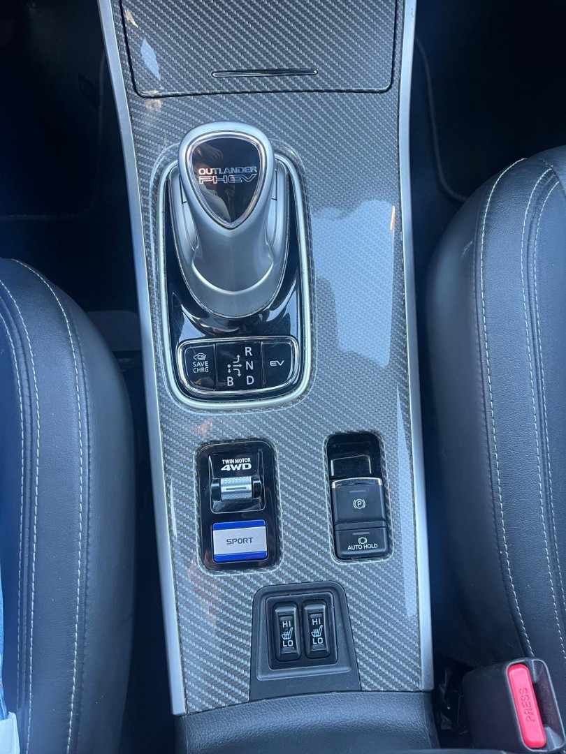 mitsubishi-outlander-2019-hibrido-2360cc