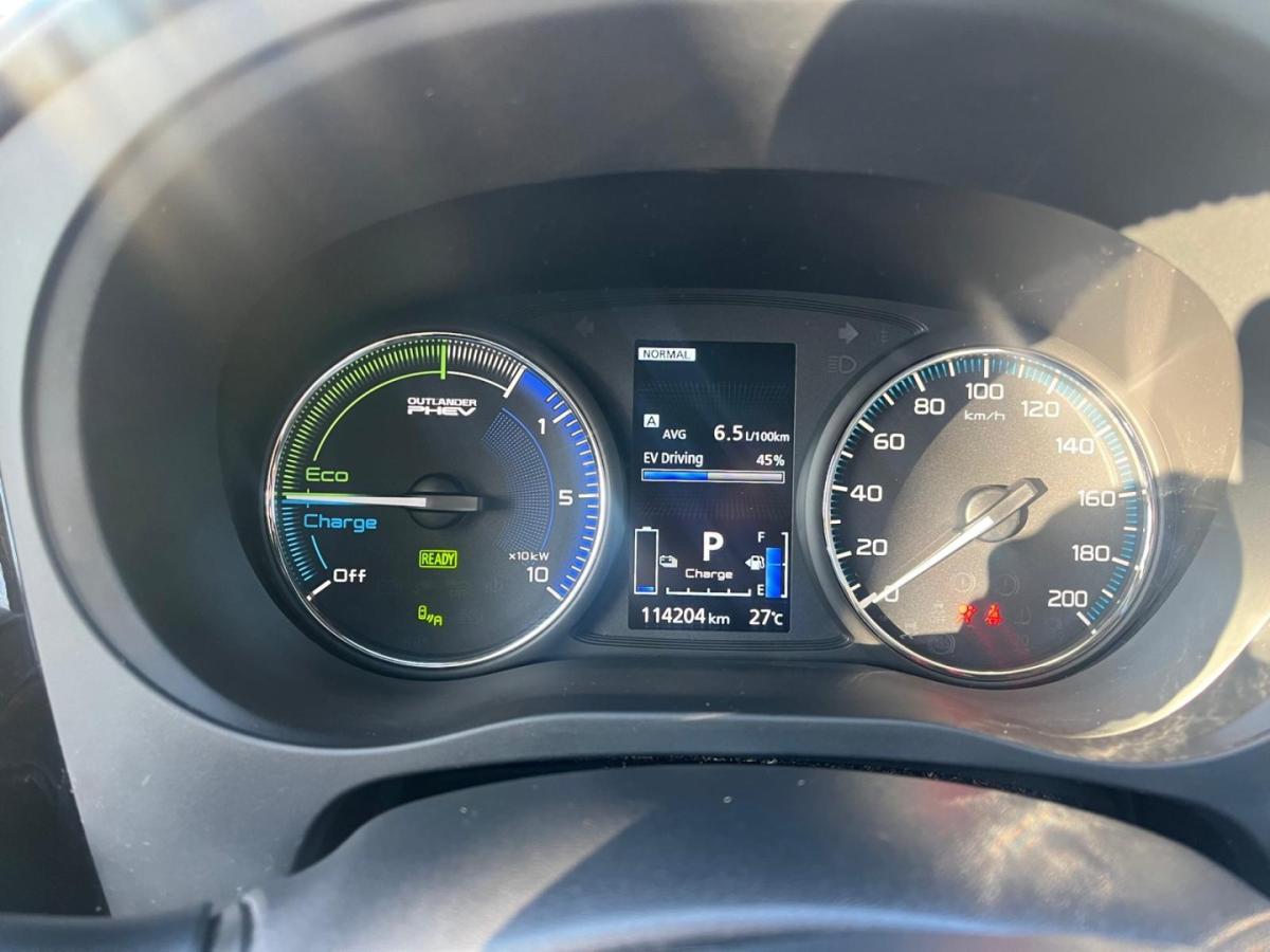 mitsubishi-outlander-2019-hibrido-2360cc