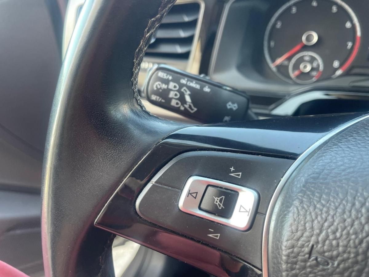volkswagen-polo-2019-gasolina-999cc