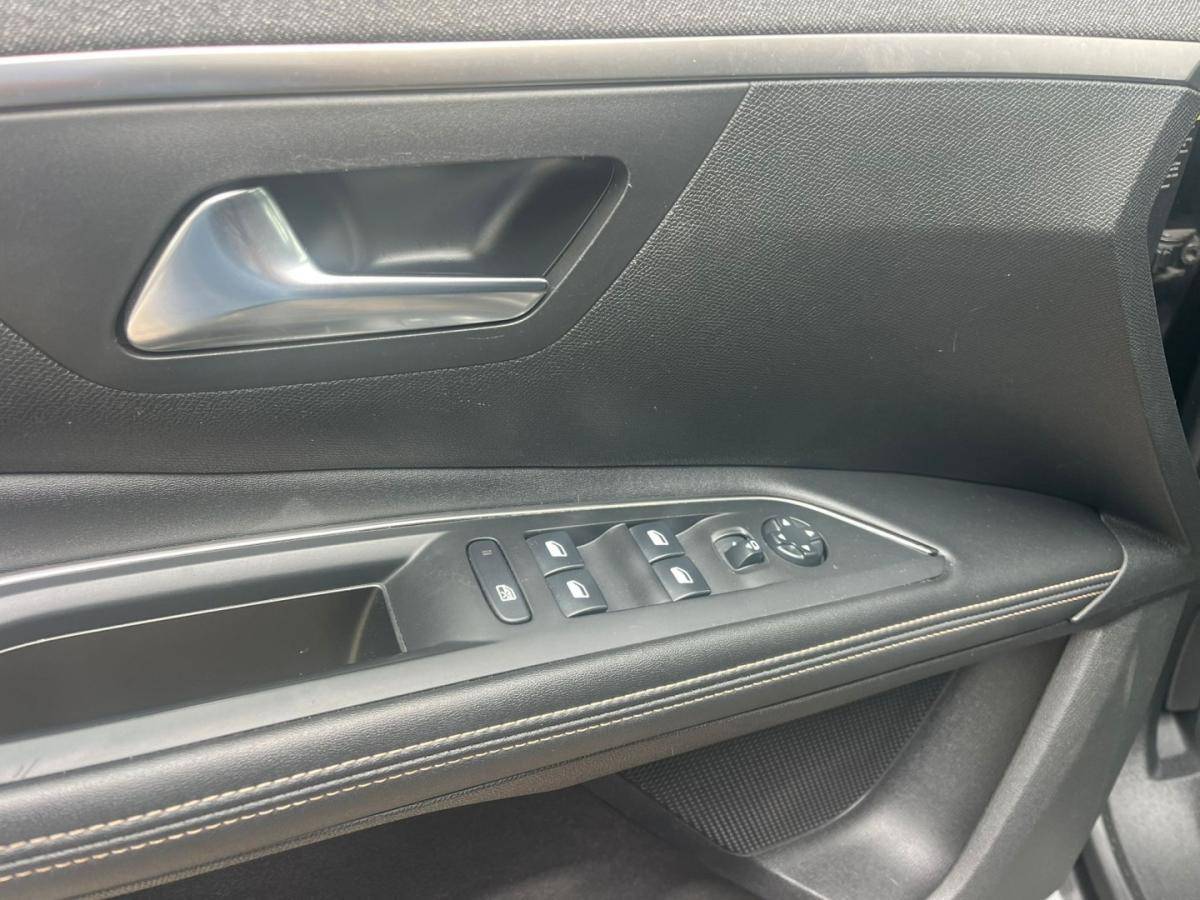 peugeot-5008-2019-diesel-1499cc