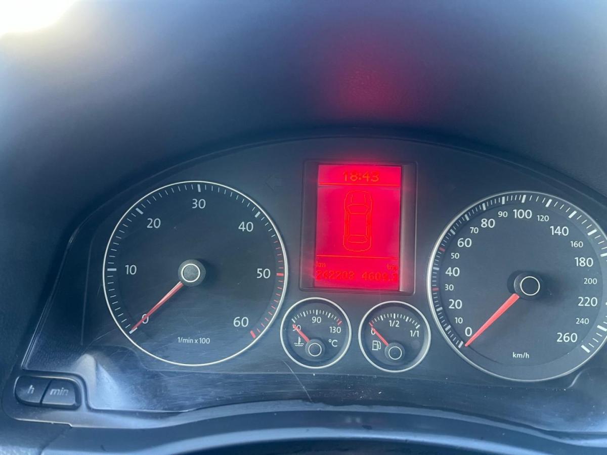 volkswagen-jetta-2008-diesel-1896cc