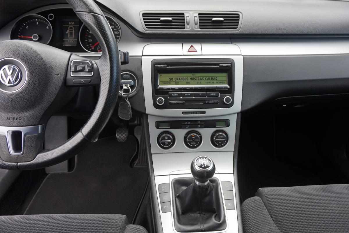 volkswagen-passat-2-0-tdi-bluemotion-2009-diesel-1968cc