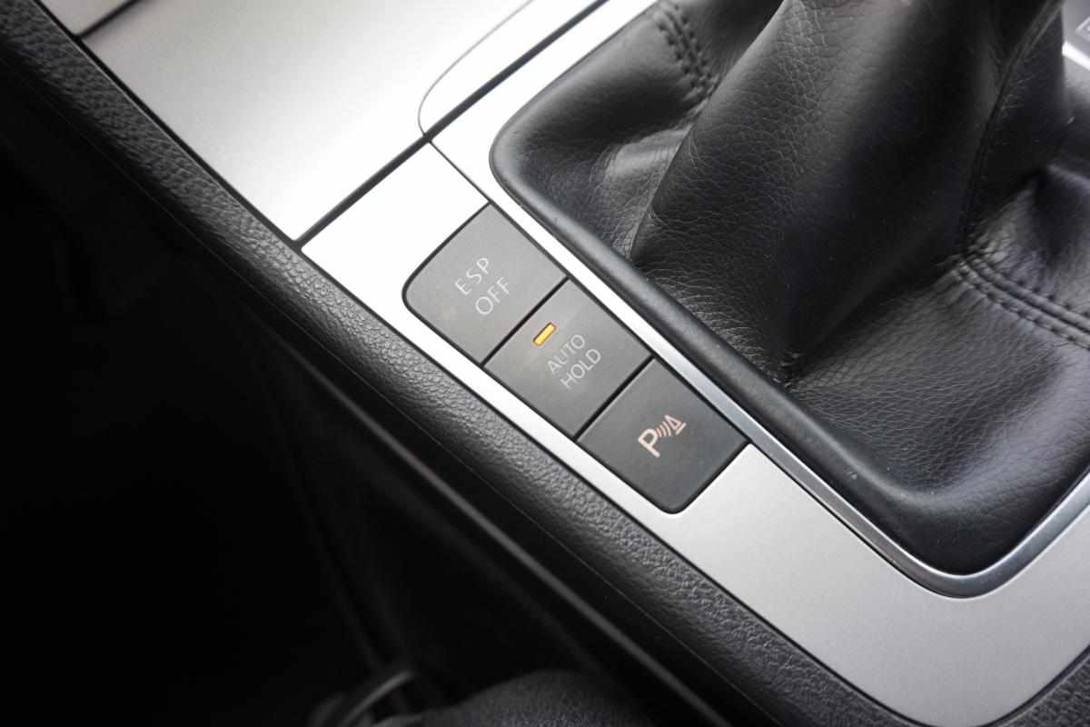 volkswagen-passat-2-0-tdi-bluemotion-2009-diesel-1968cc