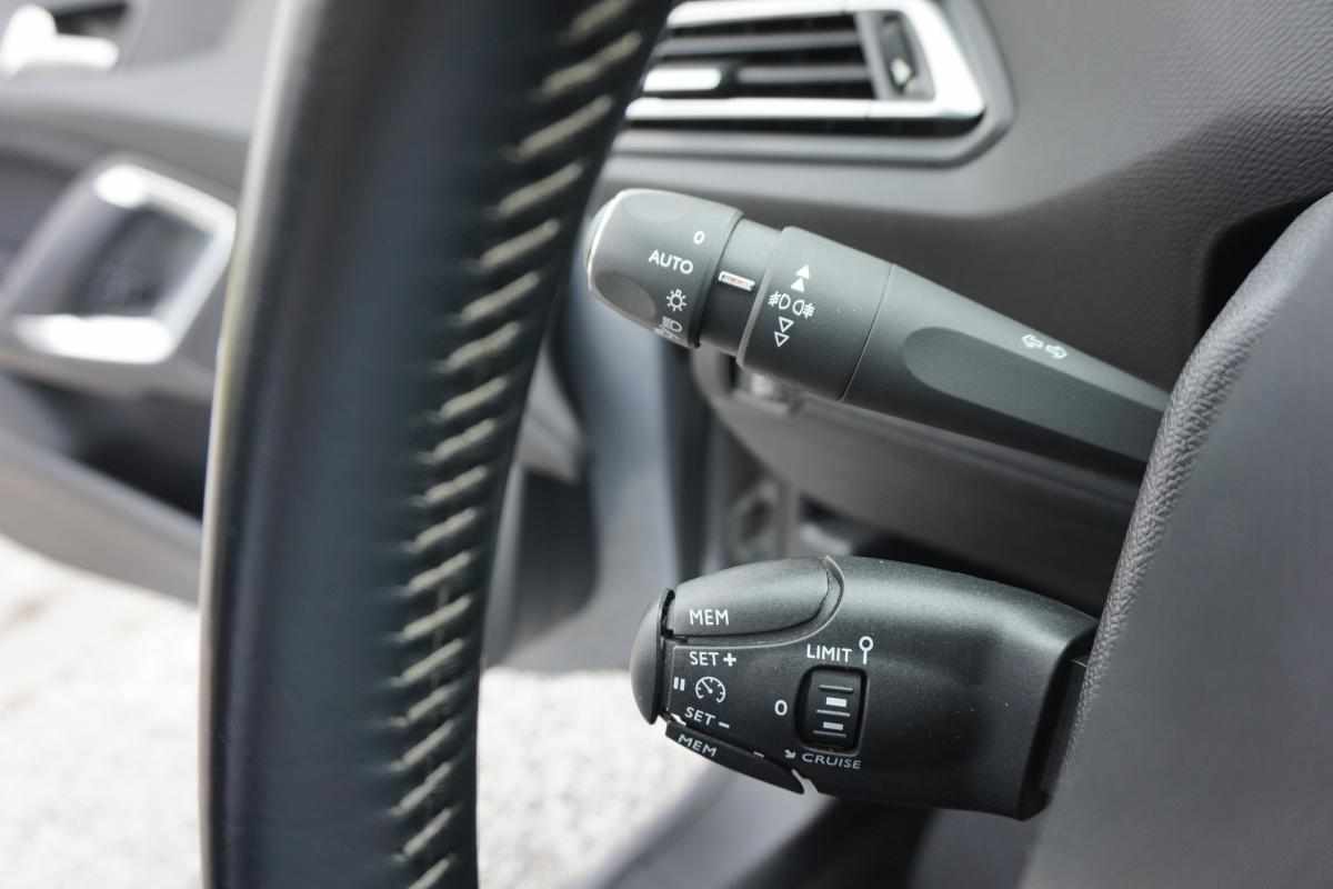 peugeot-308-1-5-bluehdi-2018-diesel-1499cc
