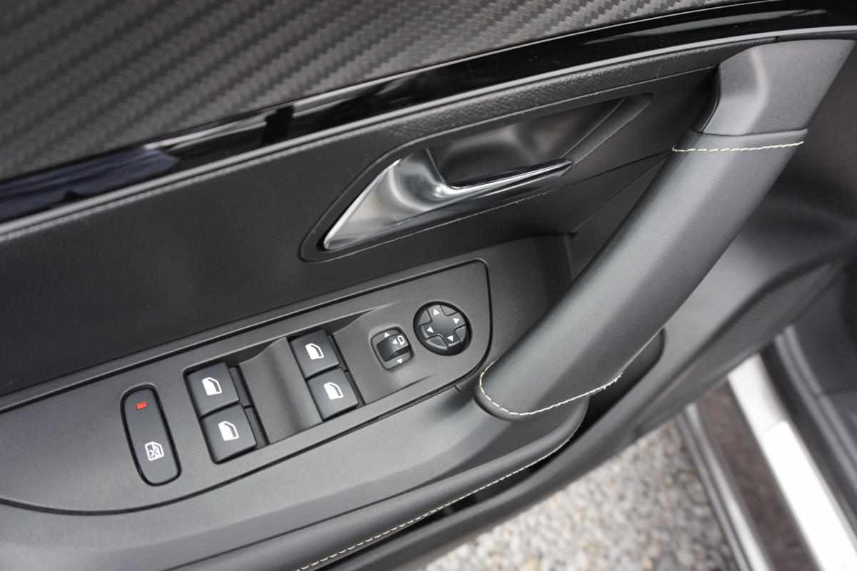 peugeot-2008-1-5-bluehdi-2020-diesel-1499cc