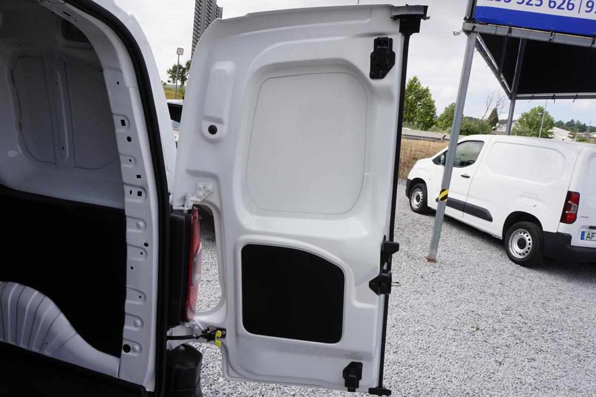 opel-combo-1-5-bluehdi-l2-2022-diesel-1499cc