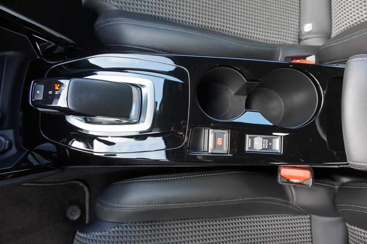 peugeot-e-2008-gt-ev-50kwh-2020-eletrico