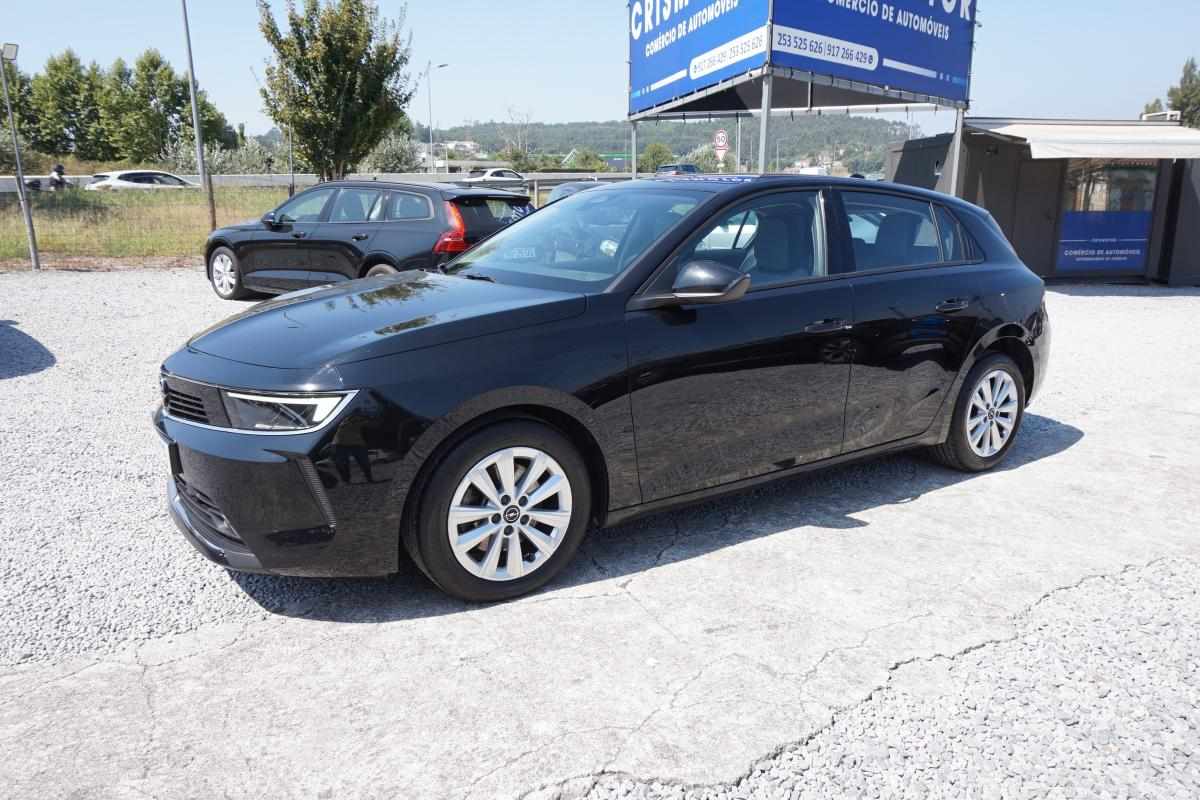 opel-astra-1-5-2022-diesel-1499cc