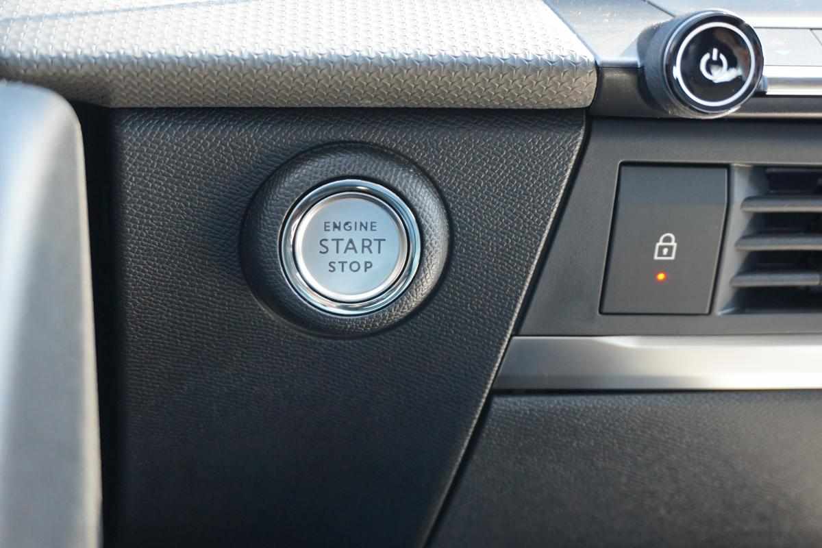 opel-astra-1-5-2022-diesel-1499cc
