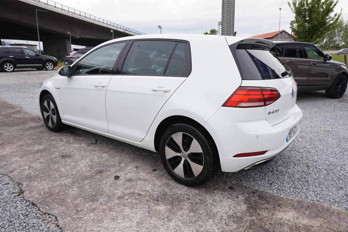 volkswagen-golf-e-golf-35-8-kwh-2019-eletrico