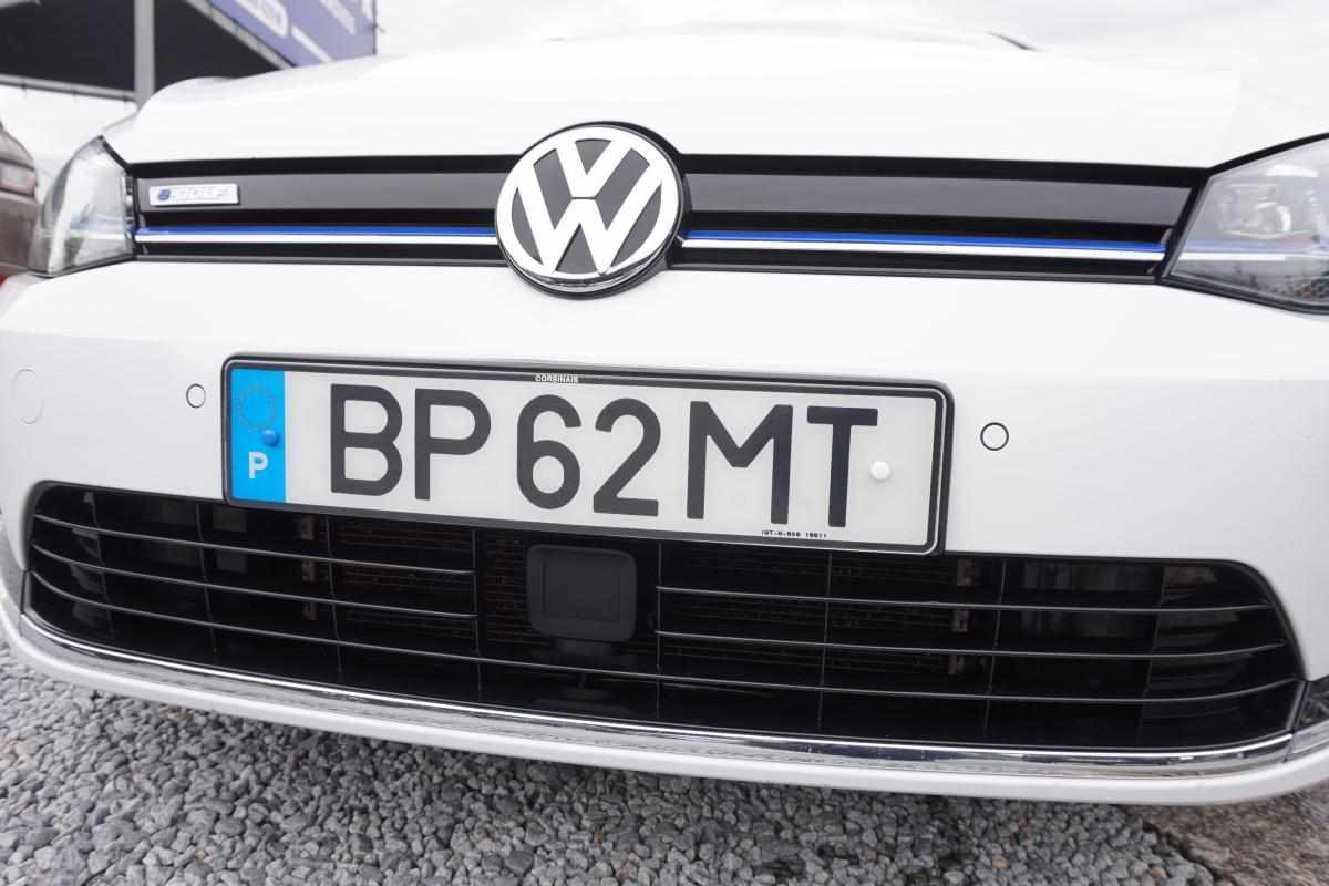 volkswagen-golf-e-golf-35-8-kwh-2019-eletrico