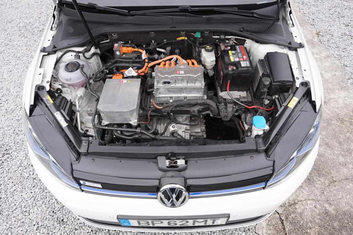 volkswagen-golf-e-golf-35-8-kwh-2019-eletrico