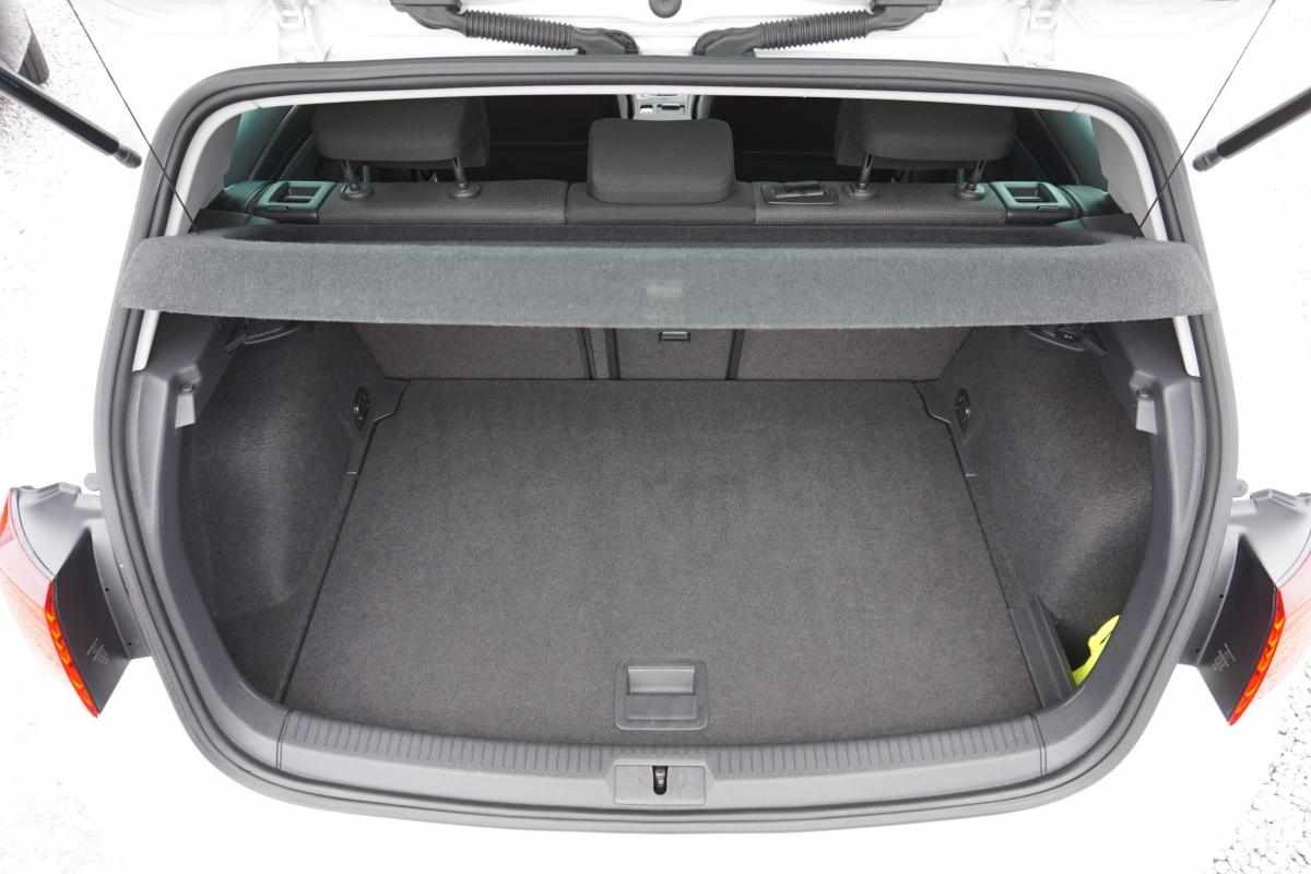 volkswagen-golf-e-golf-35-8-kwh-2019-eletrico