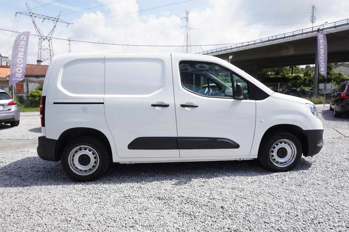 opel-combo-1-5-102cv-2021-diesel-1499cc
